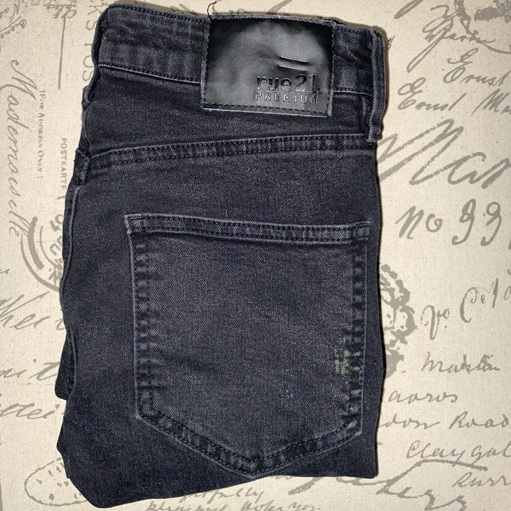 Rue 21 Black Skinny Jeans with paint. 26X30 (XS)